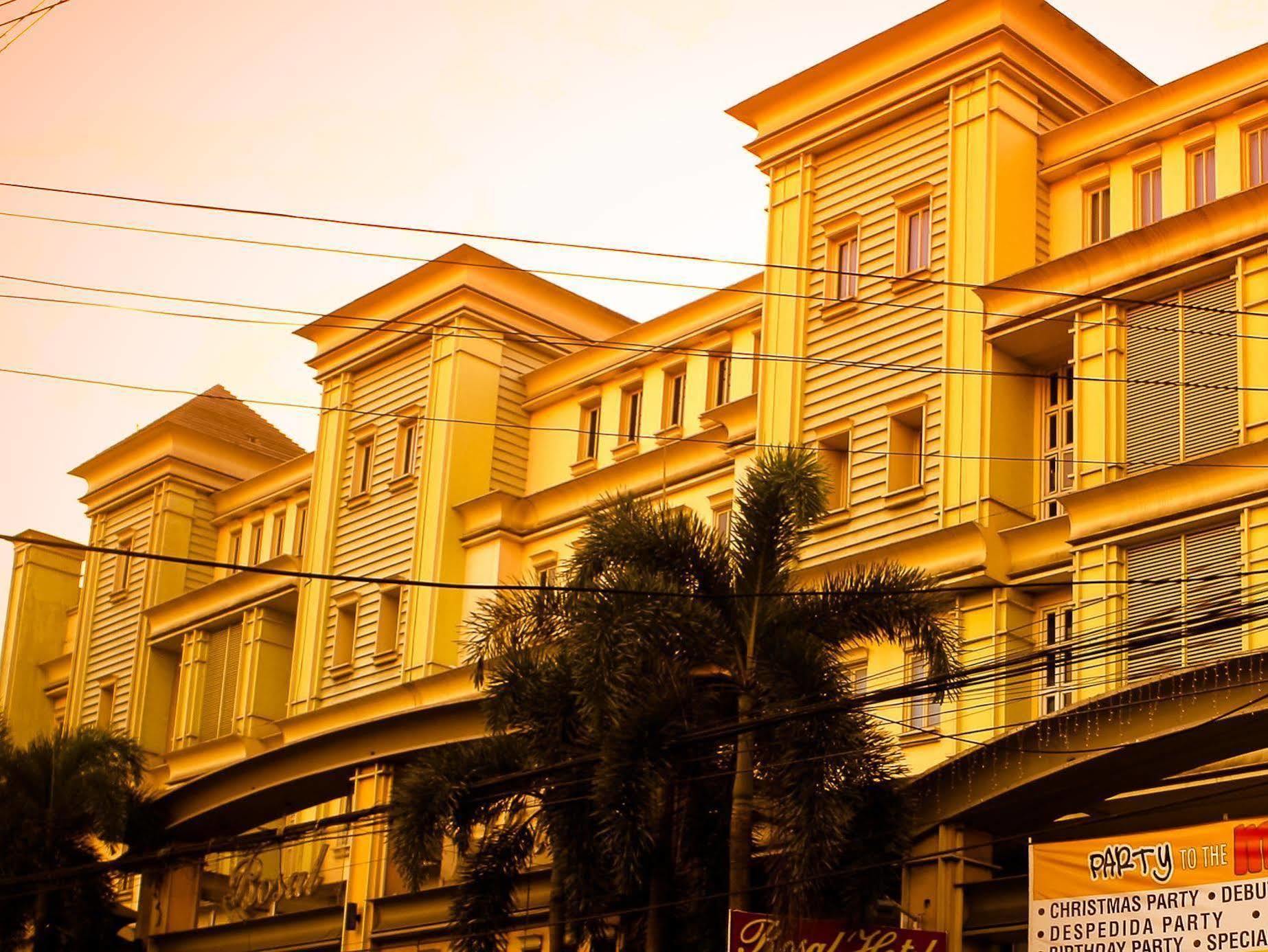 Jardin De Rosal Hotel Pasig City Buitenkant foto